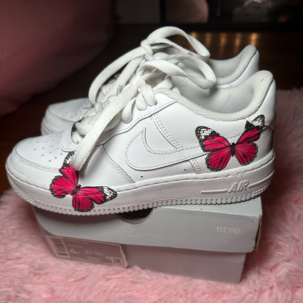 Butterfly air force 1